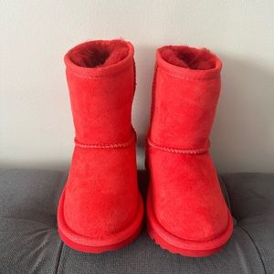 Brand new never worn - 8C Kids Mid Uggs Red